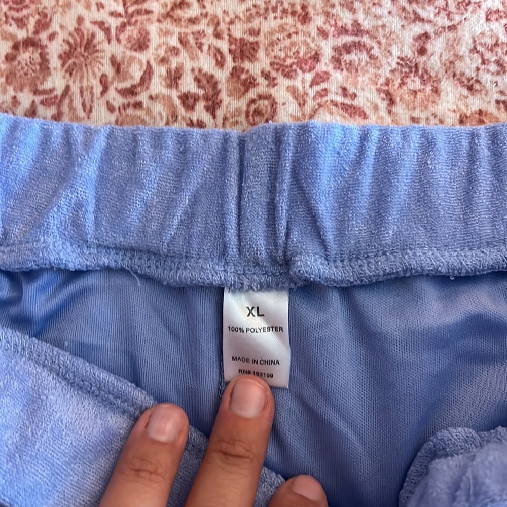 NWT Two-Piece Set 🩶 - Picture 6 of 7